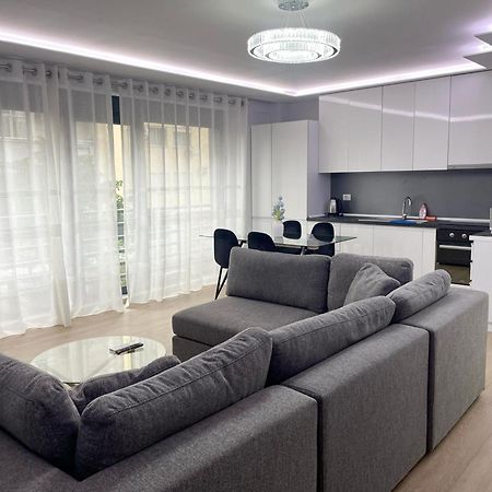 New Bazaar 2022 Apartment Tirana Exterior photo