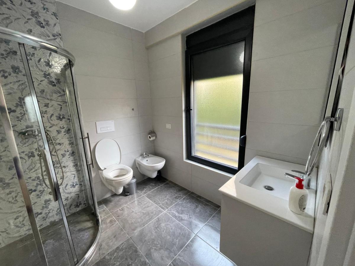 New Bazaar 2022 Apartment Tirana Exterior photo