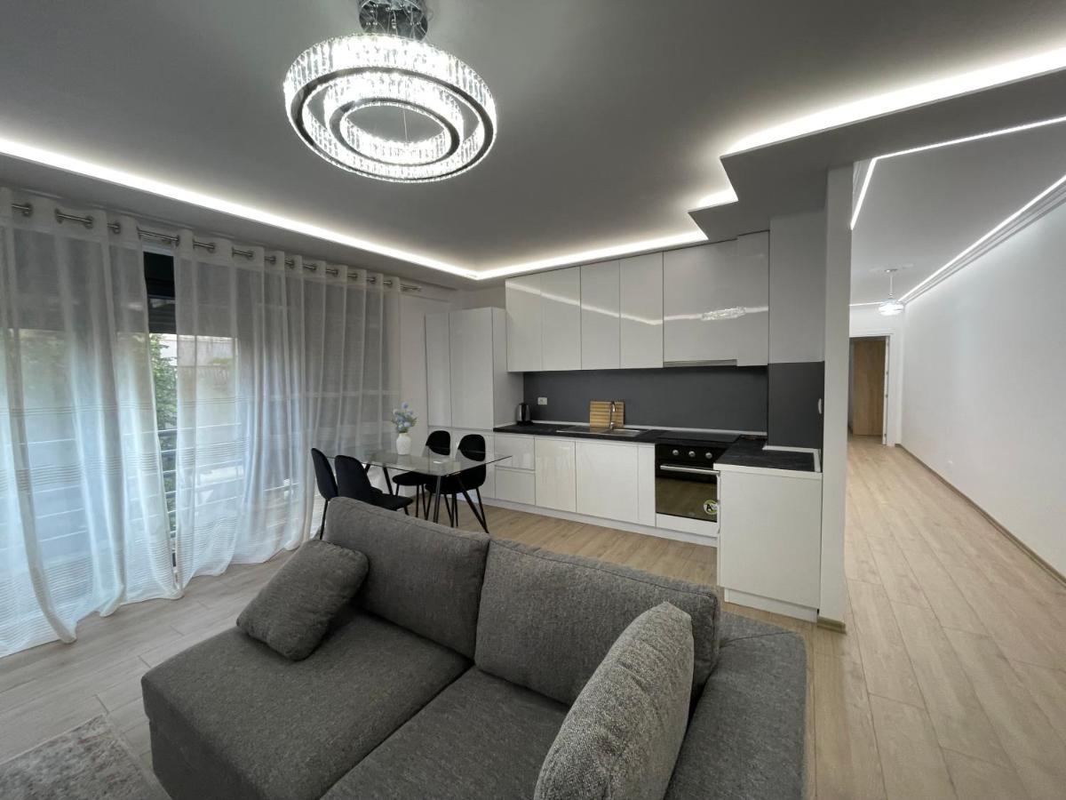 New Bazaar 2022 Apartment Tirana Exterior photo