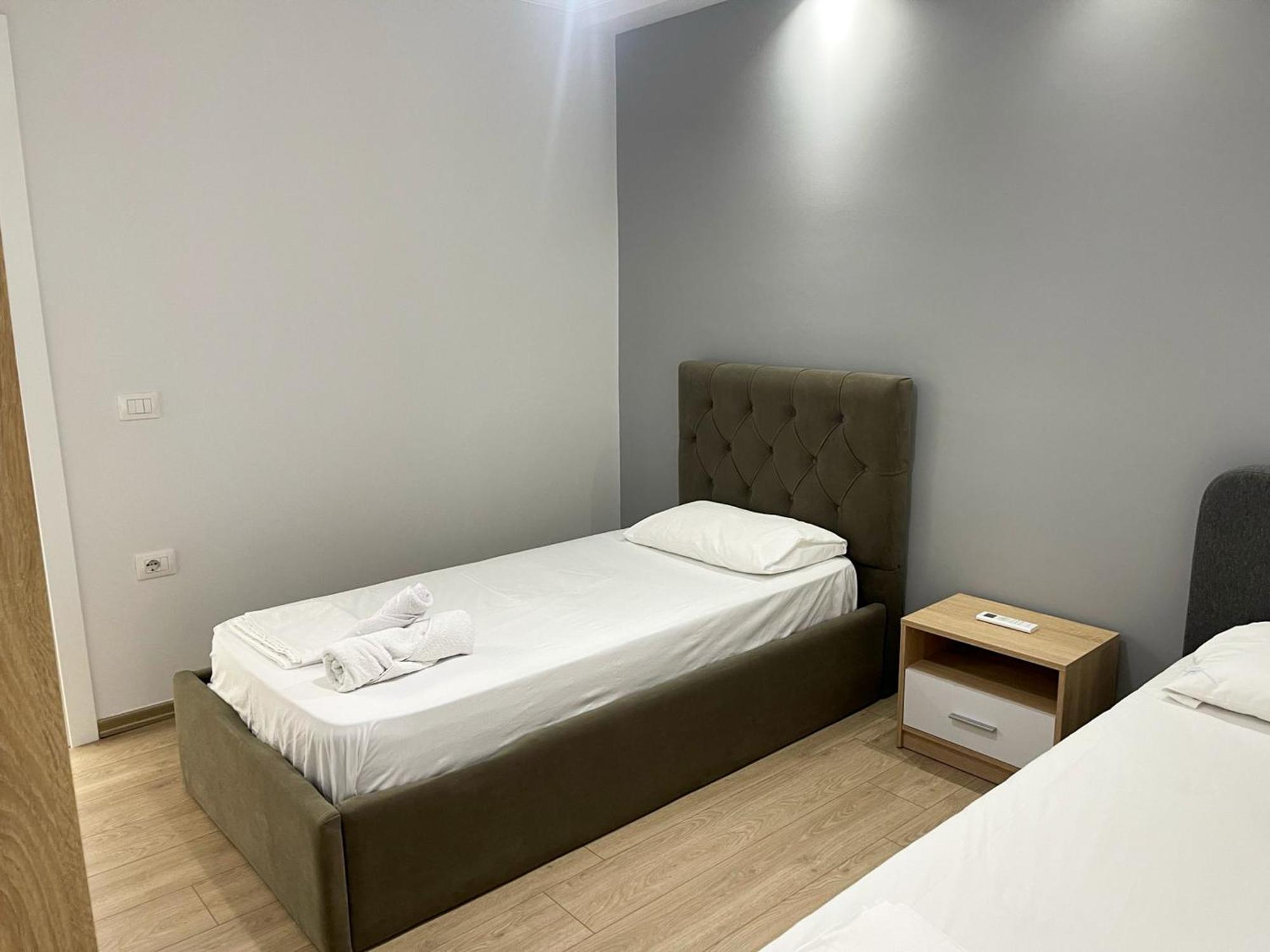 New Bazaar 2022 Apartment Tirana Exterior photo